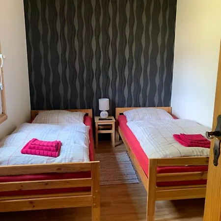 度假居 Pension Lausa